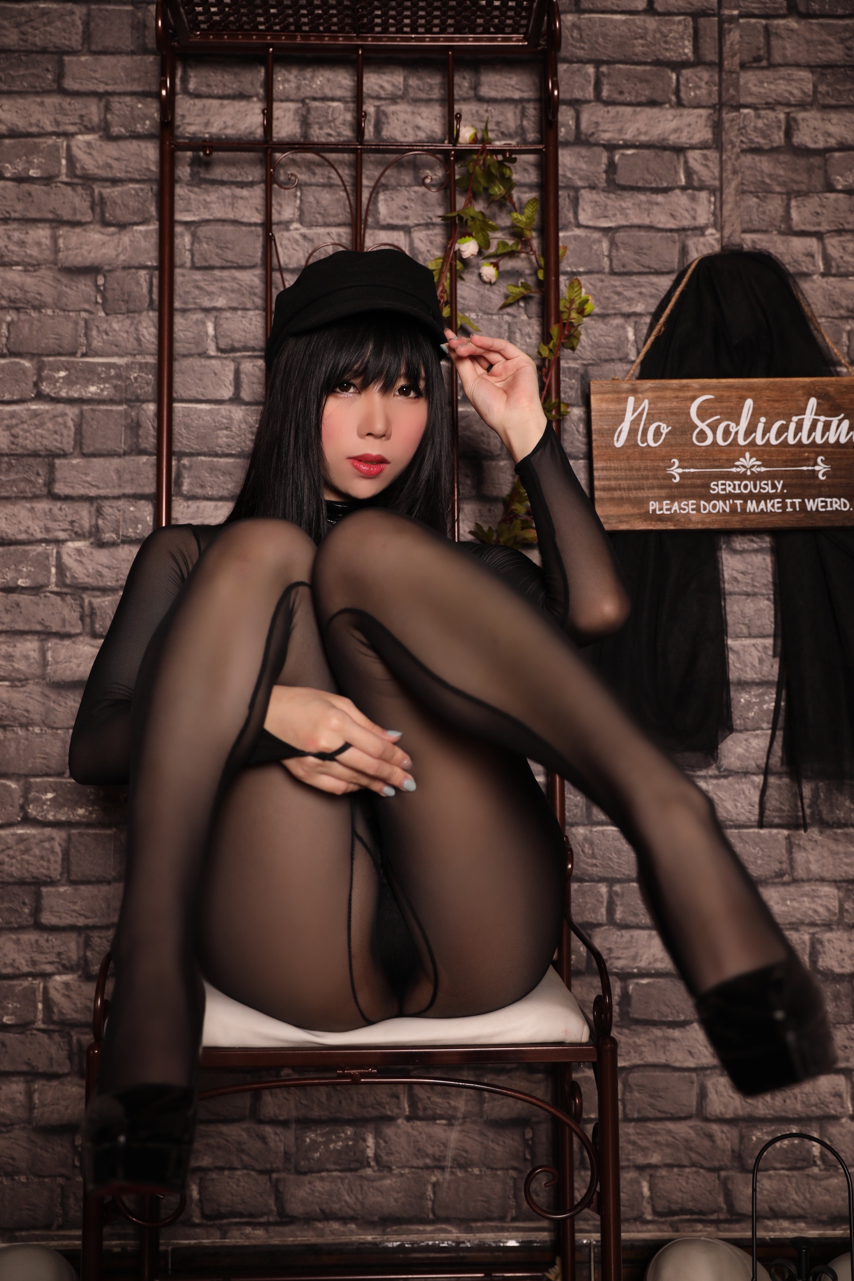 鹿野希 - Vol.03 黑丝套装 - 写真摄影作品第7张照片，f66b6072eb0403835fbfd