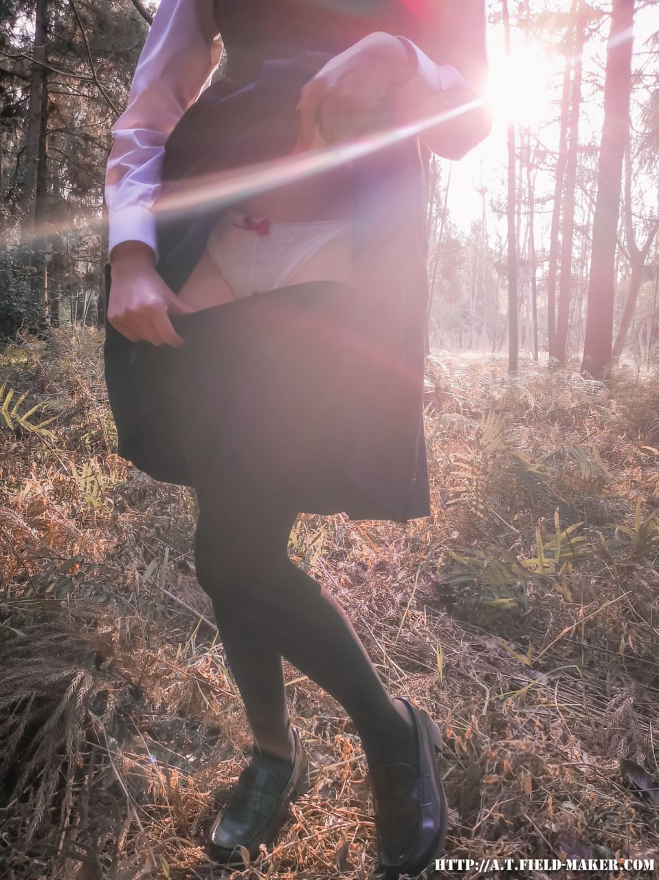 Atfmaker 優等生野外露出、怠いお昼のパジャマ少女、革縛り絶賛ボディ【三合一】[88P] - 写真摄影作品第47张照片，6c5337ae78f3fb544dc78