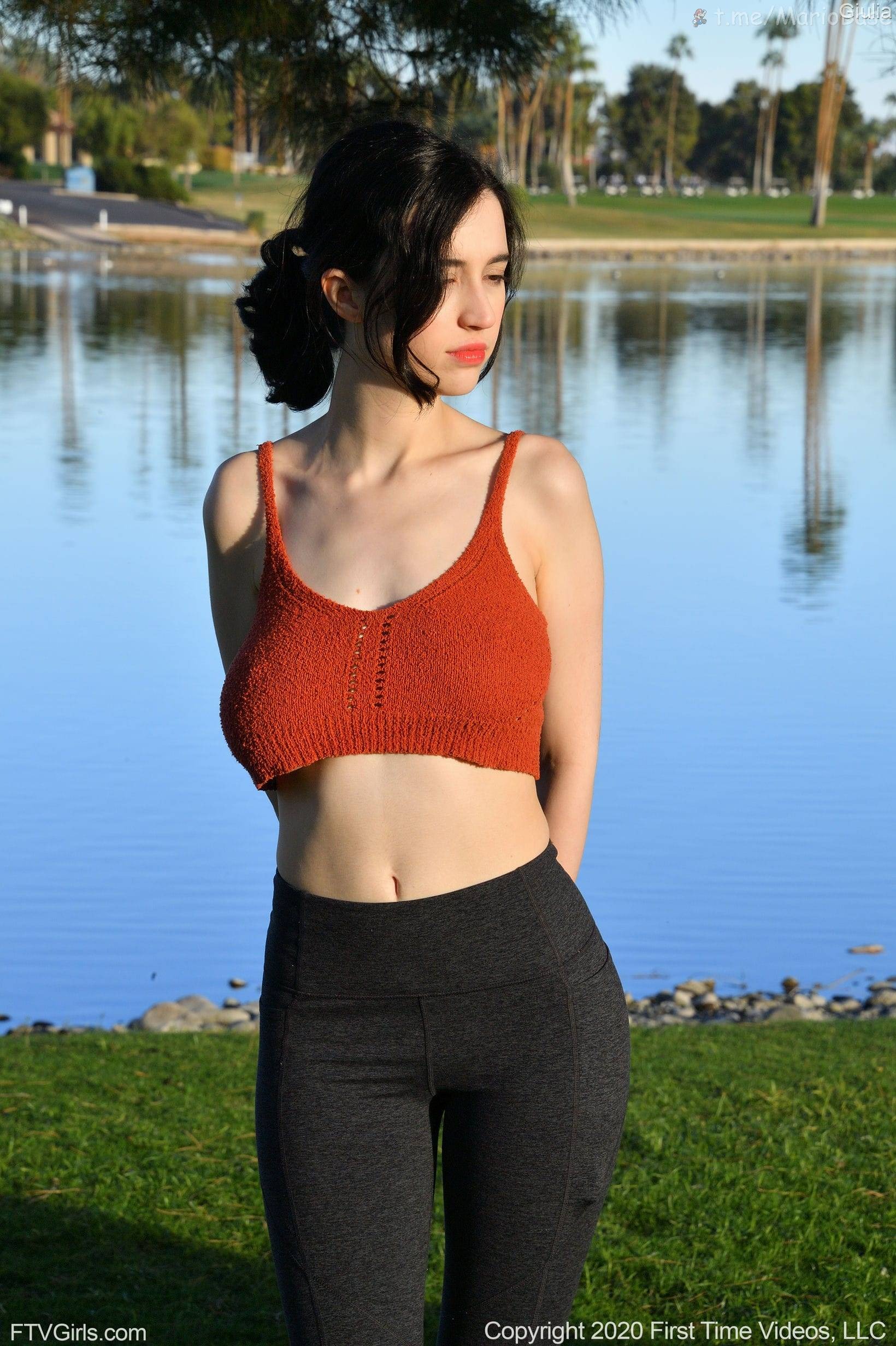 Giulia Wylde Sporty Babe By The Lake January 5Th 2021 [89P] ＋直播合集 [5V] - 写真摄影作品第35张照片，9fb46913799035de47627