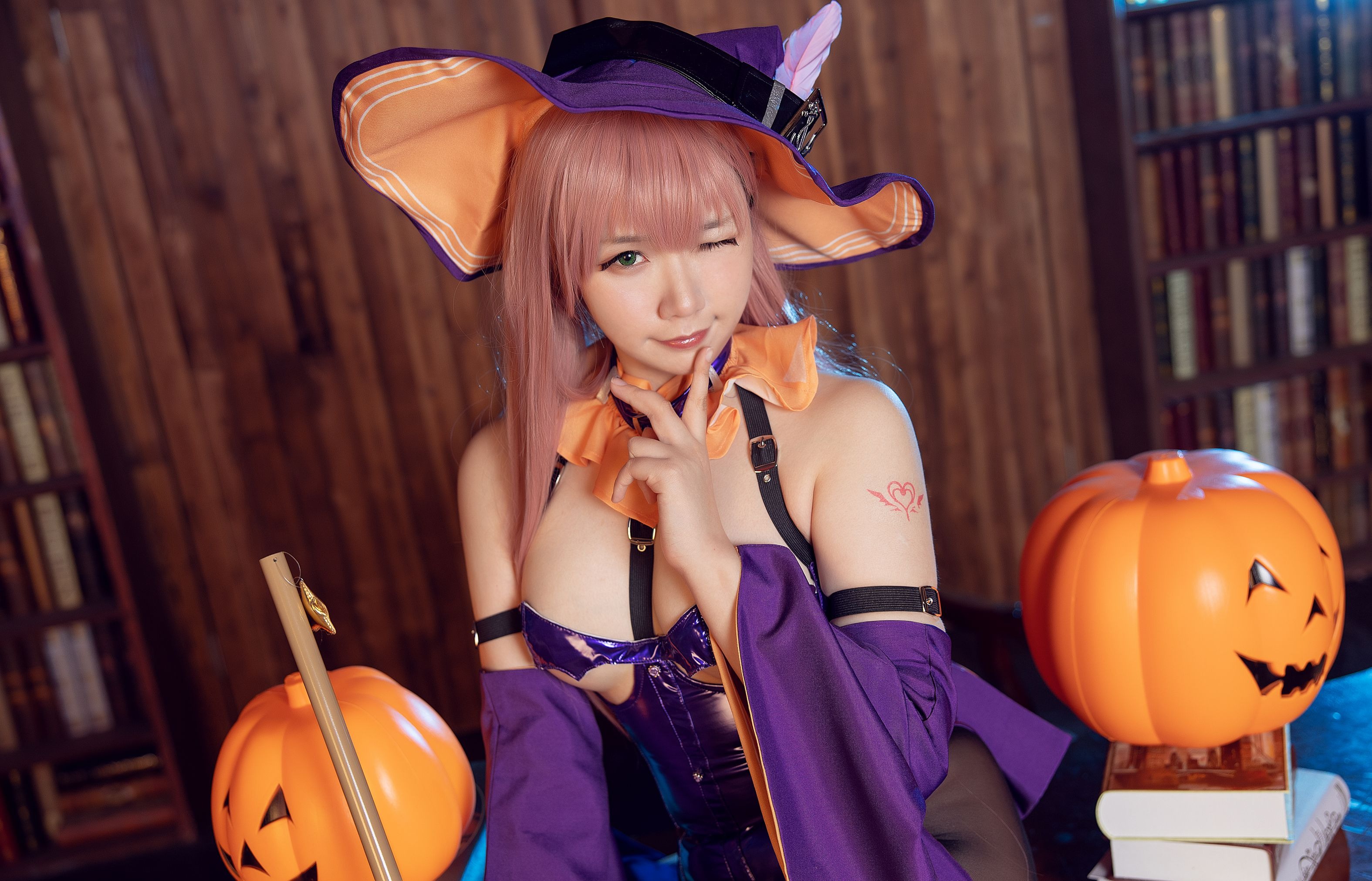 Makachan 麻花麻花酱   Memphis Halloween (Azur Lane) [40P] - 写真摄影作品第1张照片，ffb7e69dd83a125cb8b26
